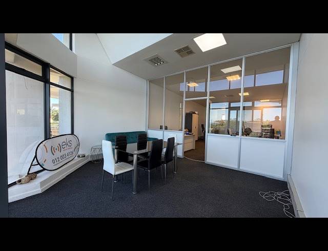 84M² OFFICE TO LET IN LA LUCIA RIDGE